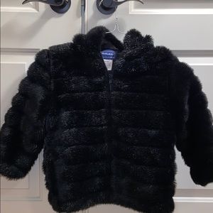 Rothschild size 5/6 black faux fur coat with hood